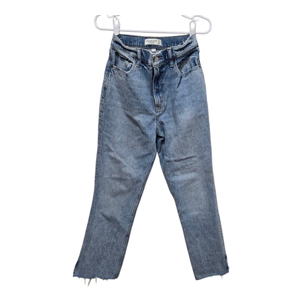 A&F 90s Straight Ultra High Rise Curve Love Jeans 27S